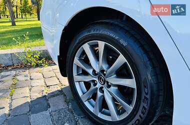 Седан Mazda 6 2016 в 
