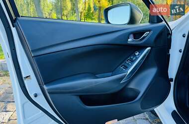 Седан Mazda 6 2016 в 