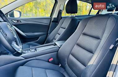 Седан Mazda 6 2016 в 