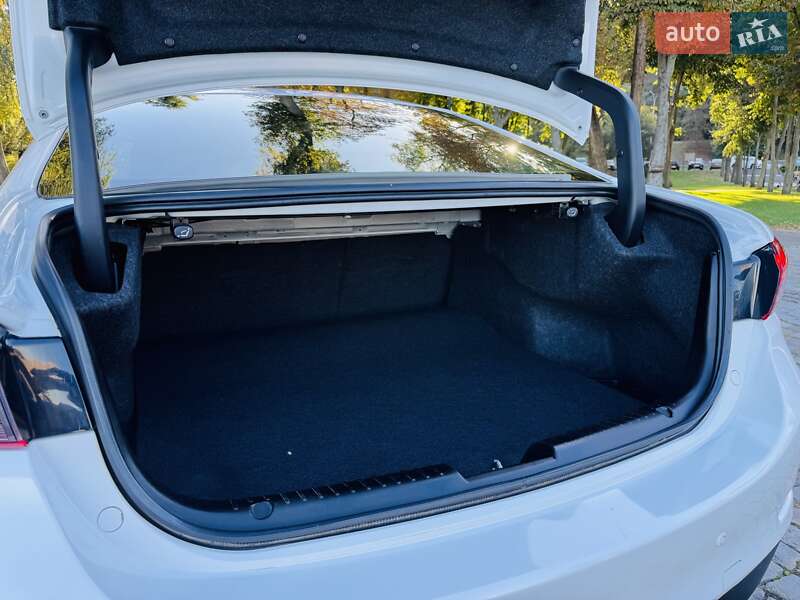 Седан Mazda 6 2016 в Киеве