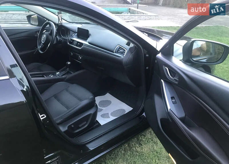 Седан Mazda 6 2016 в Львове