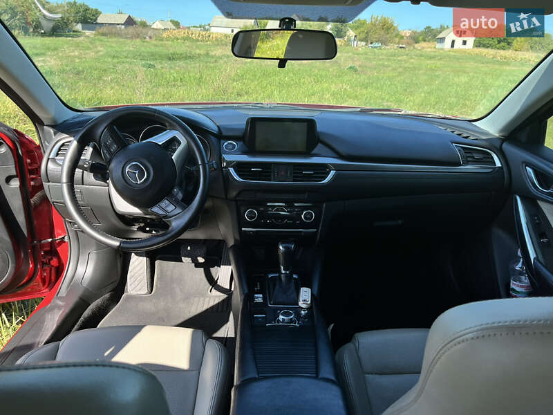 Седан Mazda 6 2015 в Черкассах