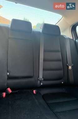 Седан Mazda 6 2014 в 