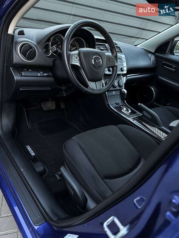 Лифтбек Mazda 6 2009 в Черкассах