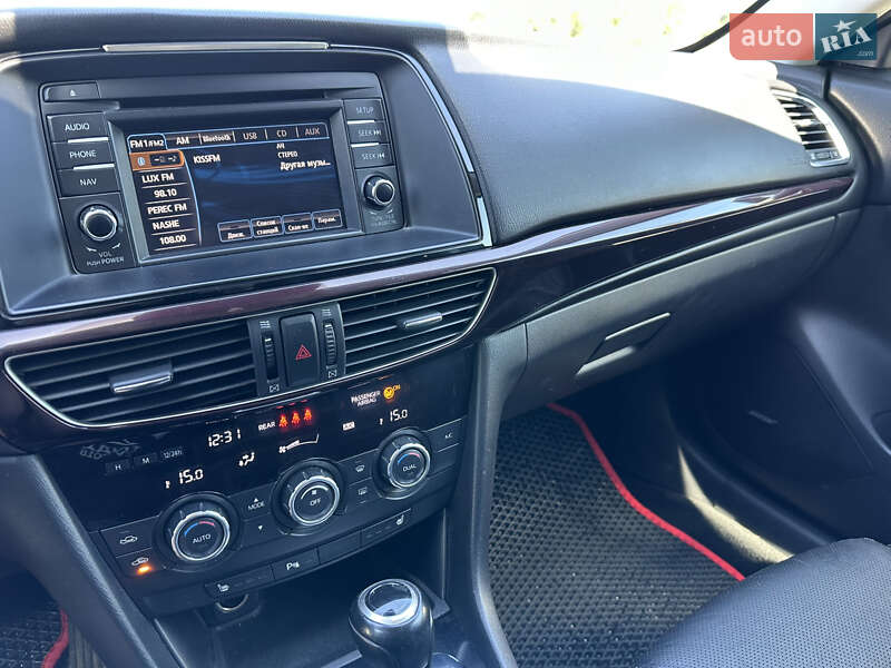 Универсал Mazda 6 2012 в Киеве