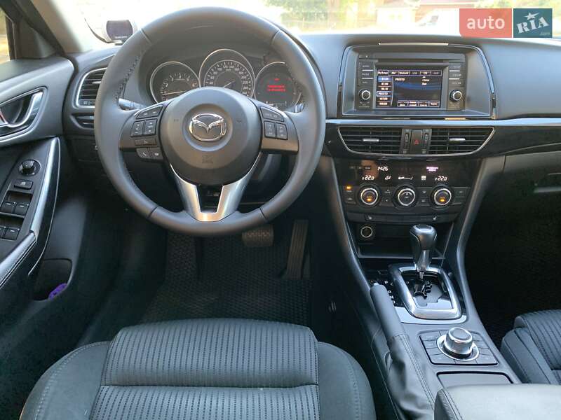 Седан Mazda 6 2014 в Одессе