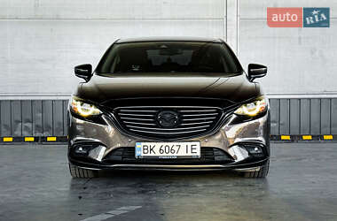 Седан Mazda 6 2017 в 