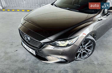 Седан Mazda 6 2017 в 