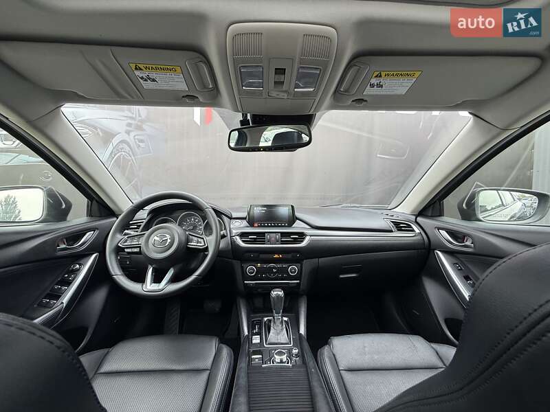Седан Mazda 6 2017 в Львове