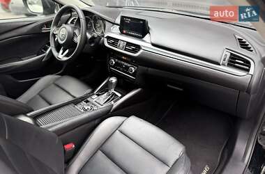 Седан Mazda 6 2017 в 