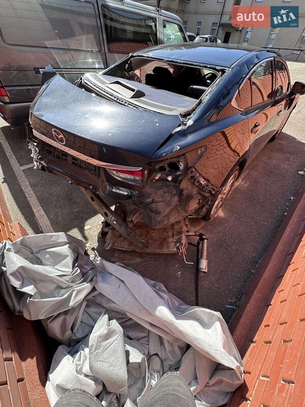 Седан Mazda 6 2014 в 