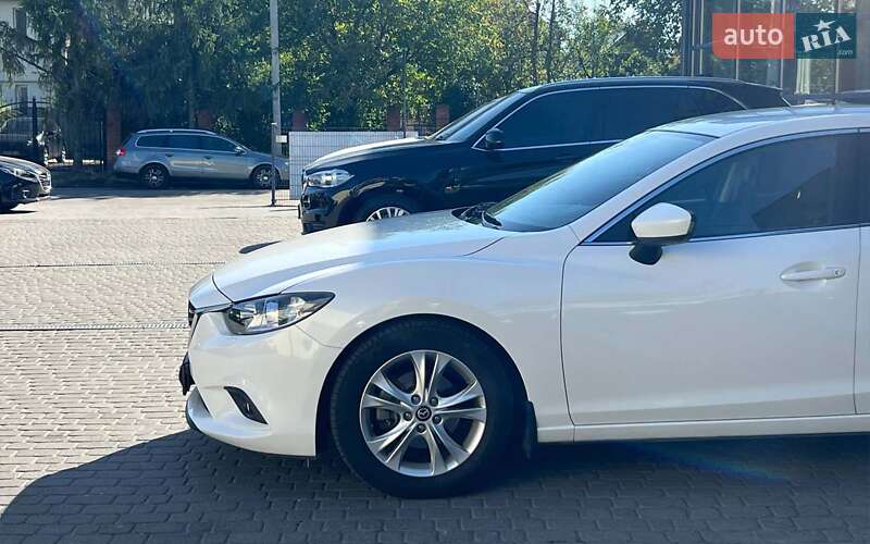 Седан Mazda 6 2014 в Ивано-Франковске
