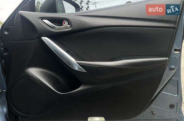Седан Mazda 6 2014 в 