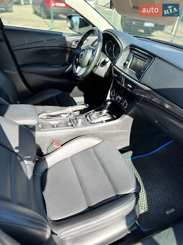 Седан Mazda 6 2014 в Киеве