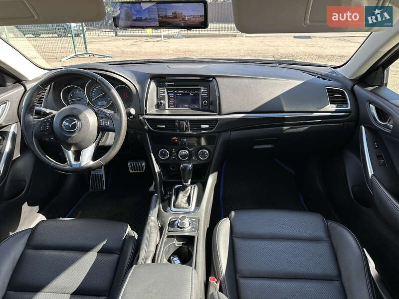 Седан Mazda 6 2014 в Киеве