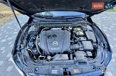 Седан Mazda 6 2018 в 