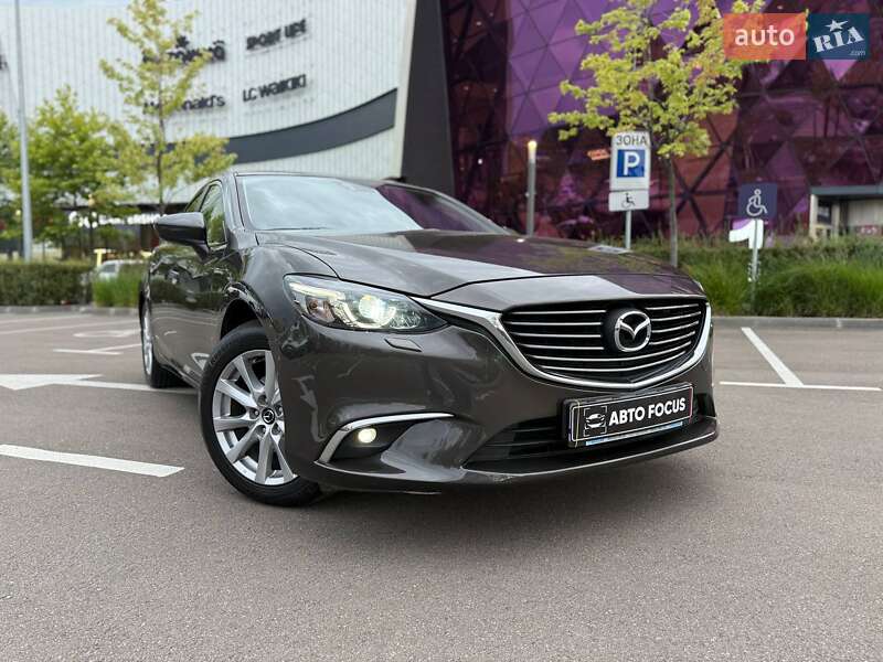 Седан Mazda 6 2015 в Киеве