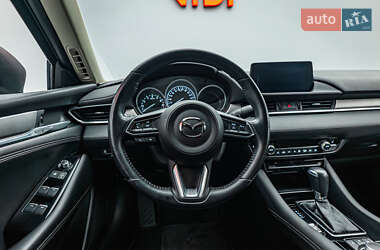 Седан Mazda 6 2019 в 