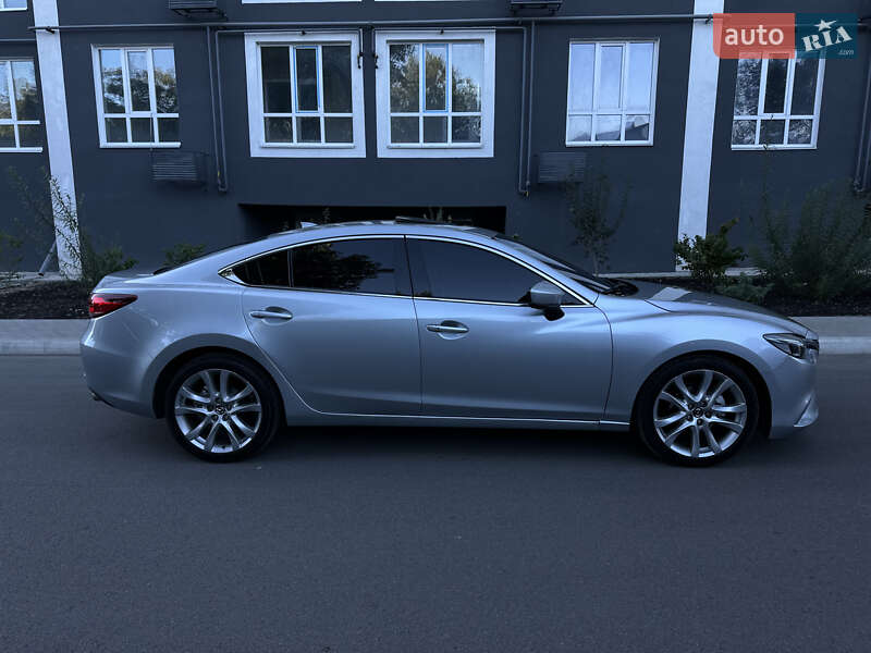 Седан Mazda 6 2016 в Киеве