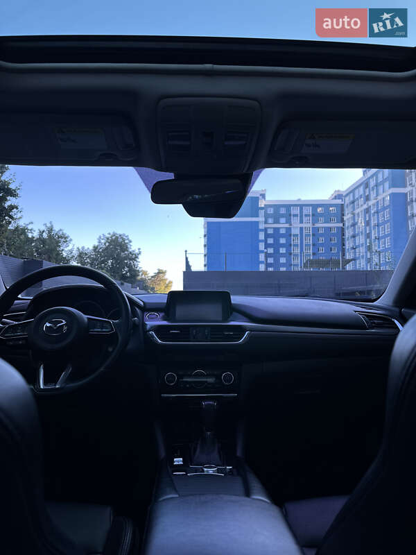 Седан Mazda 6 2016 в Киеве
