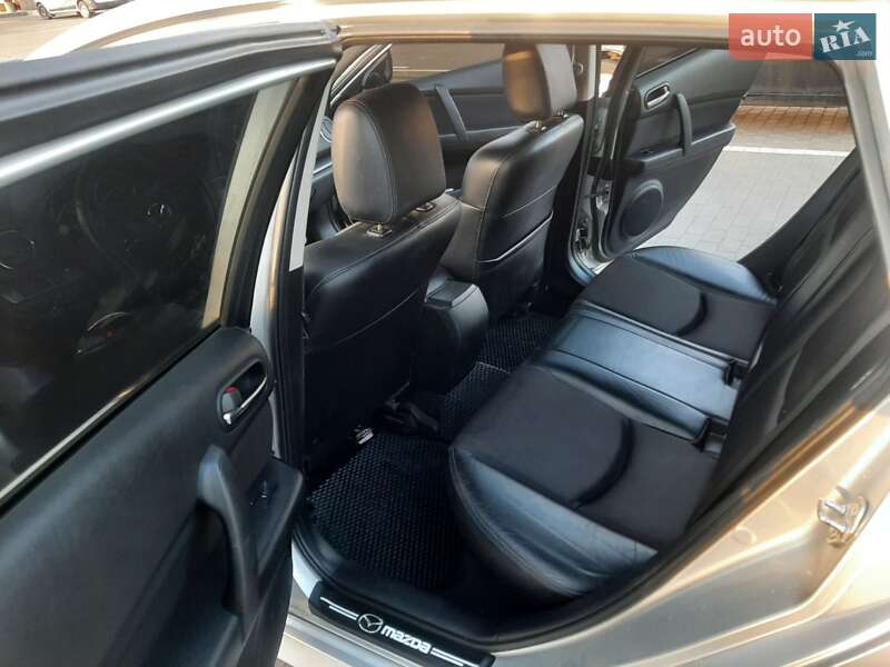 Универсал Mazda 6 2010 в Первомайске