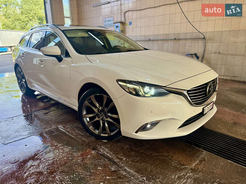 Универсал Mazda 6 2015 в Ровно