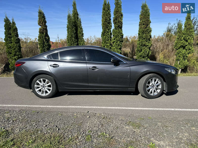 Седан Mazda 6 2015 в Луцке
