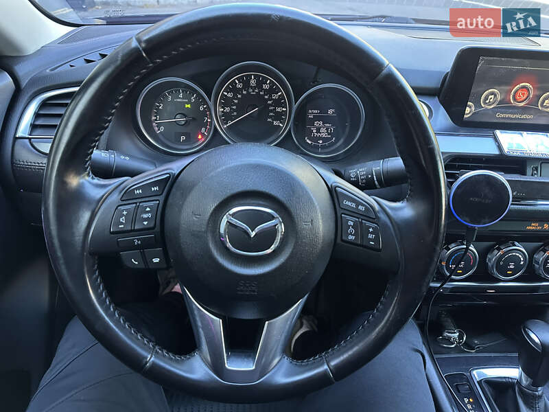 Седан Mazda 6 2015 в Луцке