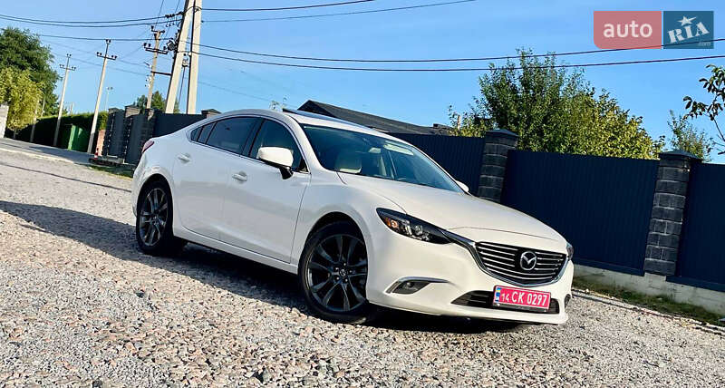 Седан Mazda 6 2016 в Львове
