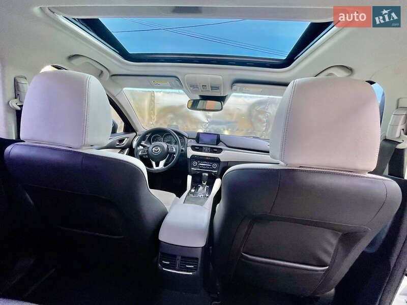 Седан Mazda 6 2016 в Львове