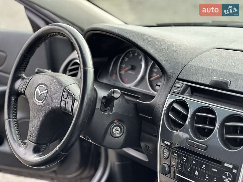 Седан Mazda 6 2006 в Жовкве