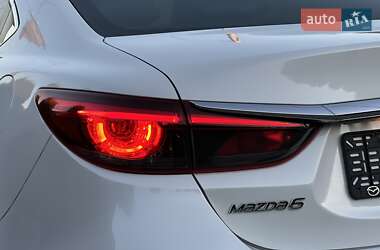 Седан Mazda 6 2015 в 