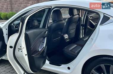 Седан Mazda 6 2015 в 