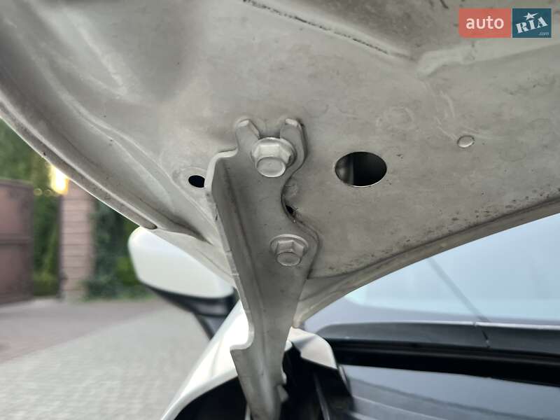 Седан Mazda 6 2015 в Ровно