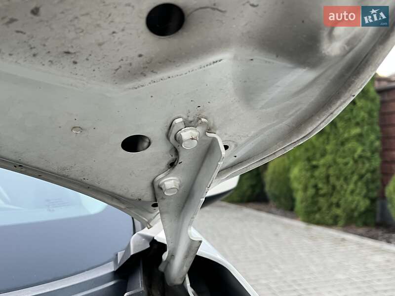 Седан Mazda 6 2015 в Ровно