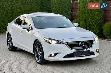 Седан Mazda 6 2015 в 