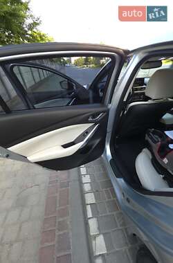 Седан Mazda 6 2015 в 