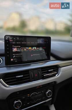 Седан Mazda 6 2015 в 