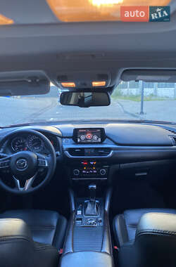 Седан Mazda 6 2015 в 