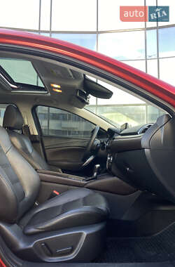 Седан Mazda 6 2015 в 