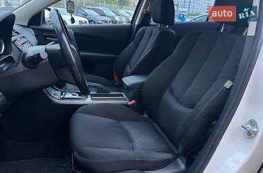 Седан Mazda 6 2012 в 