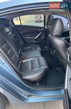 Седан Mazda 6 2013 в 
