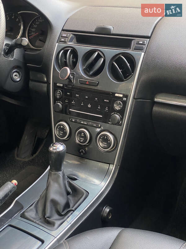 Седан Mazda 6 2006 в Чернигове