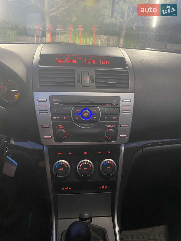 Седан Mazda 6 2009 в Ровно