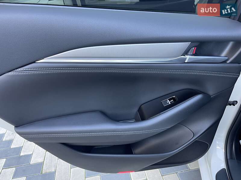 Седан Mazda 6 2022 в Николаеве