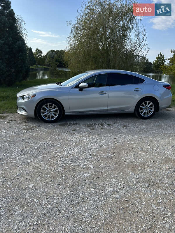 Седан Mazda 6 2016 в Ужгороде