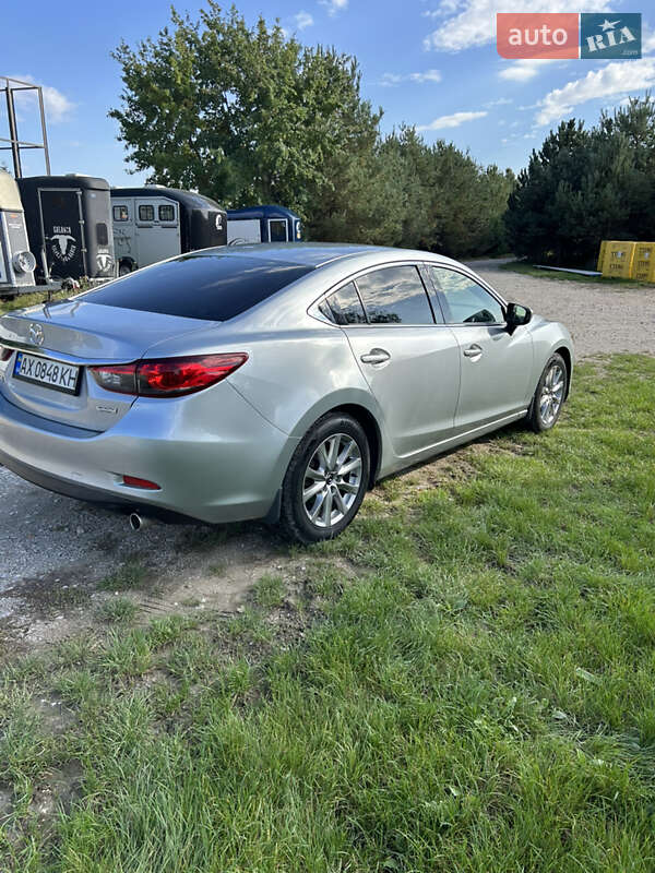 Седан Mazda 6 2016 в Ужгороде