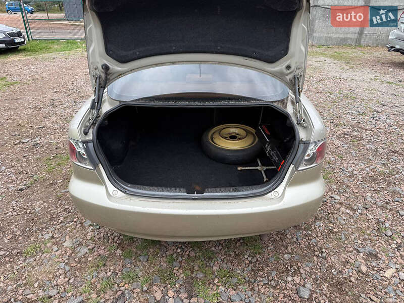 Седан Mazda 6 2004 в Чернигове