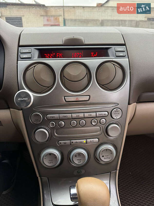 Седан Mazda 6 2004 в Чернигове