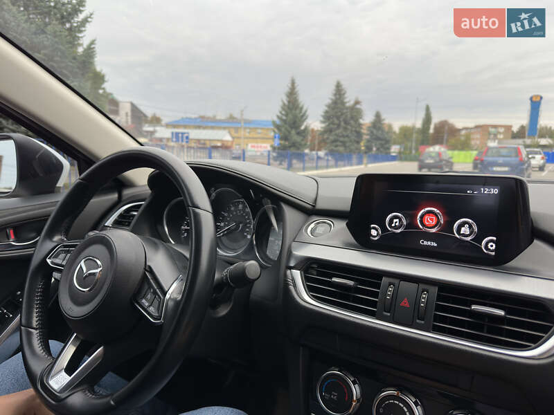 Седан Mazda 6 2017 в Прилуках